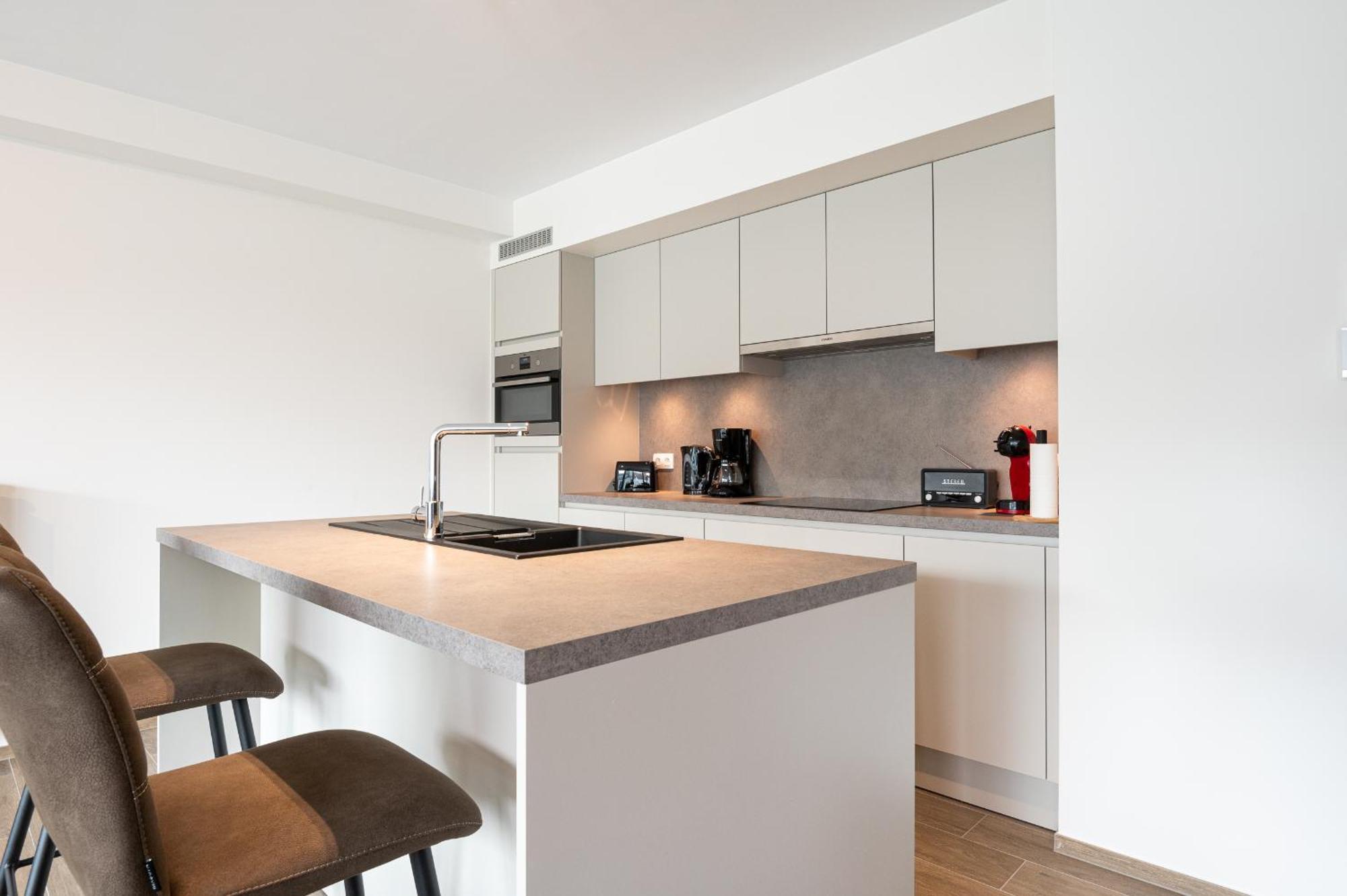 Wonderful New Close To The * Ostende